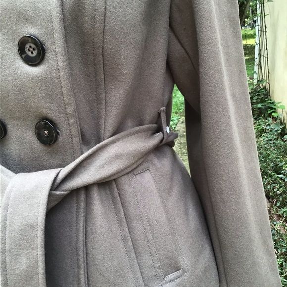 Old Navy wool trench coat - Picture 3 of 7